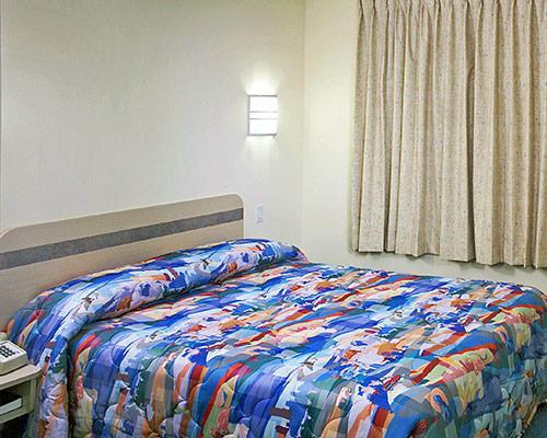 Luxury Inn Олбані Номер фото